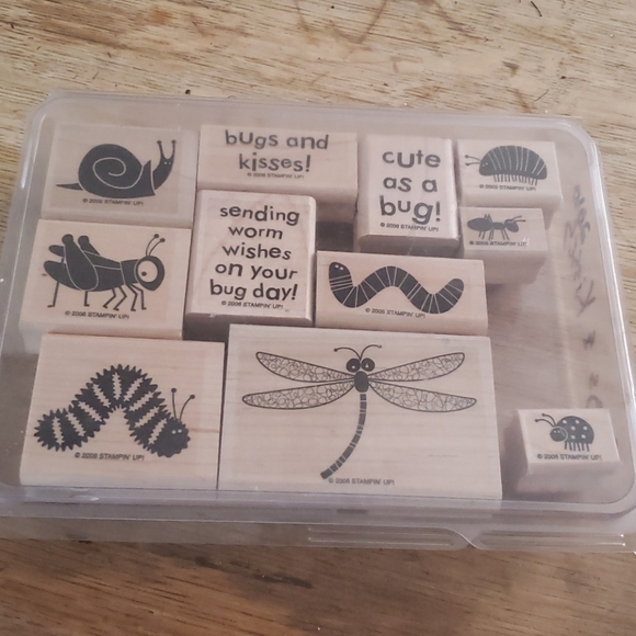 Bugs and kisses stamp set